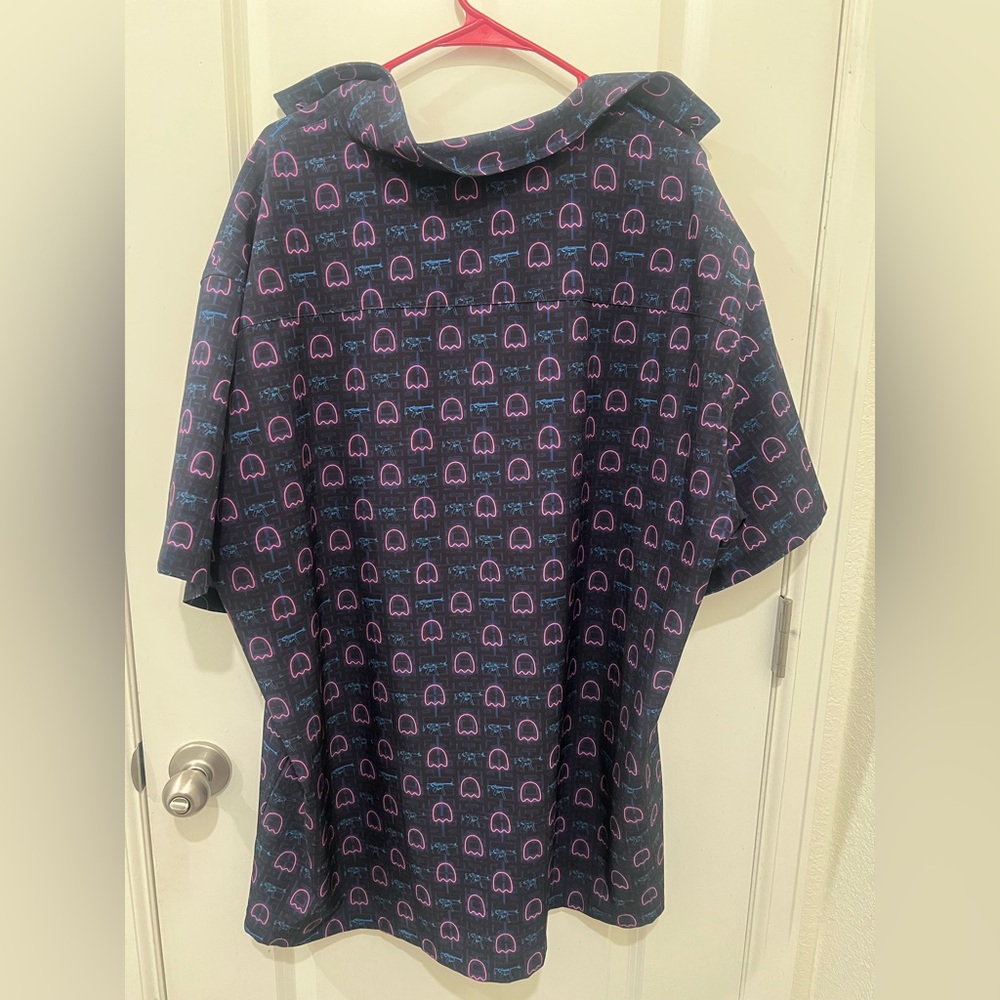 Retro Rifle. Pac-Man Button Down. Worn Twice. Big and Tall.